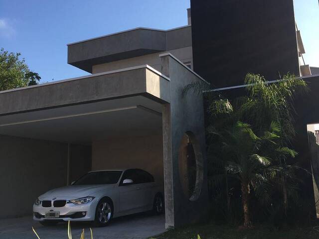 #100 - Casa para Venda em São José dos Campos - SP - 2