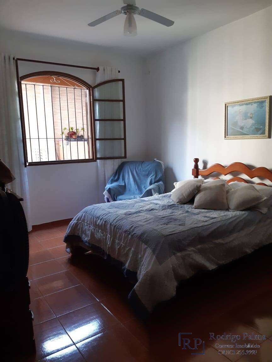 Casa à venda com 4 quartos, 150m² - Foto 12