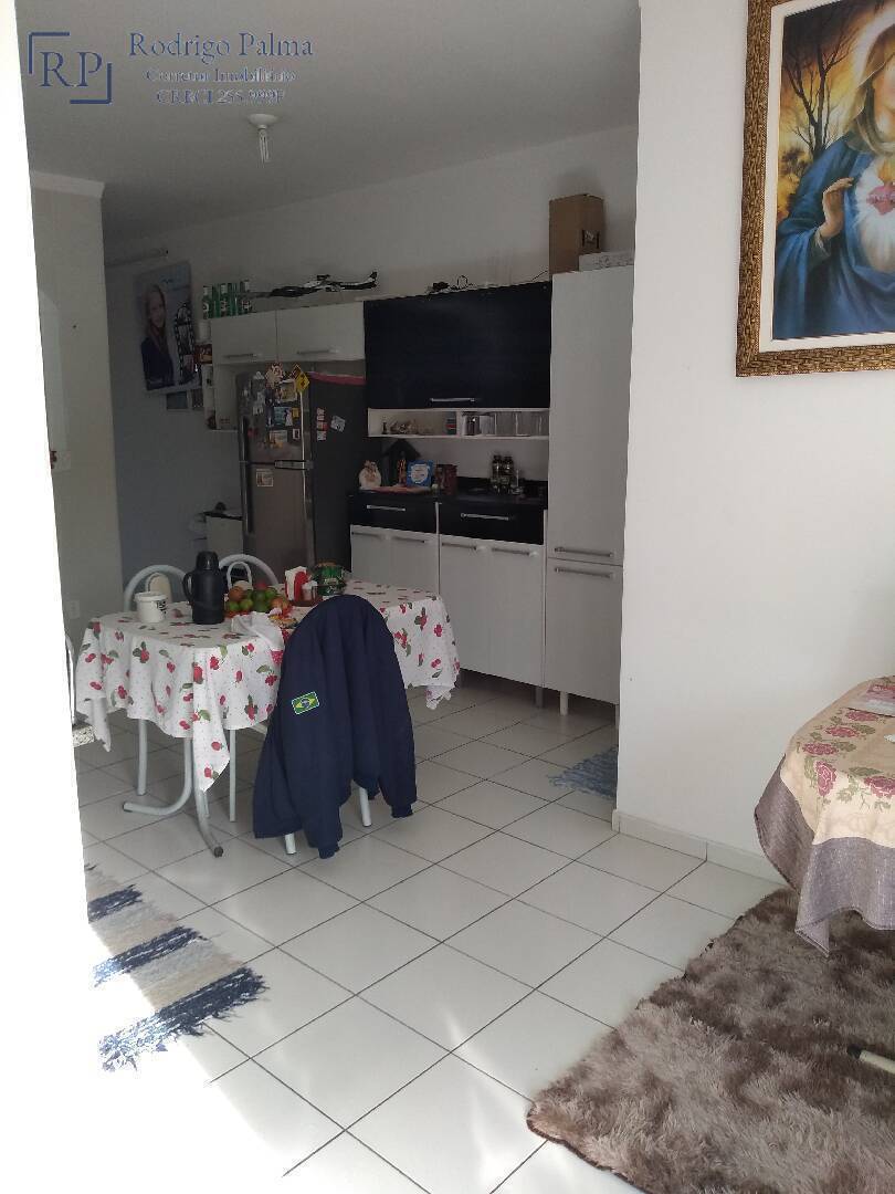 Casa à venda com 2 quartos, 162m² - Foto 9