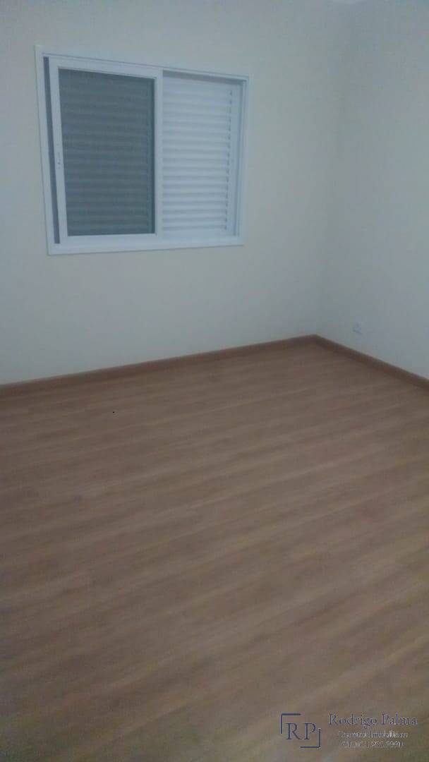 Sobrado à venda com 3 quartos, 216m² - Foto 4