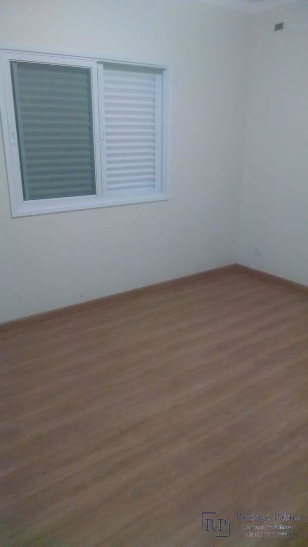 Sobrado à venda com 3 quartos, 216m² - Foto 5