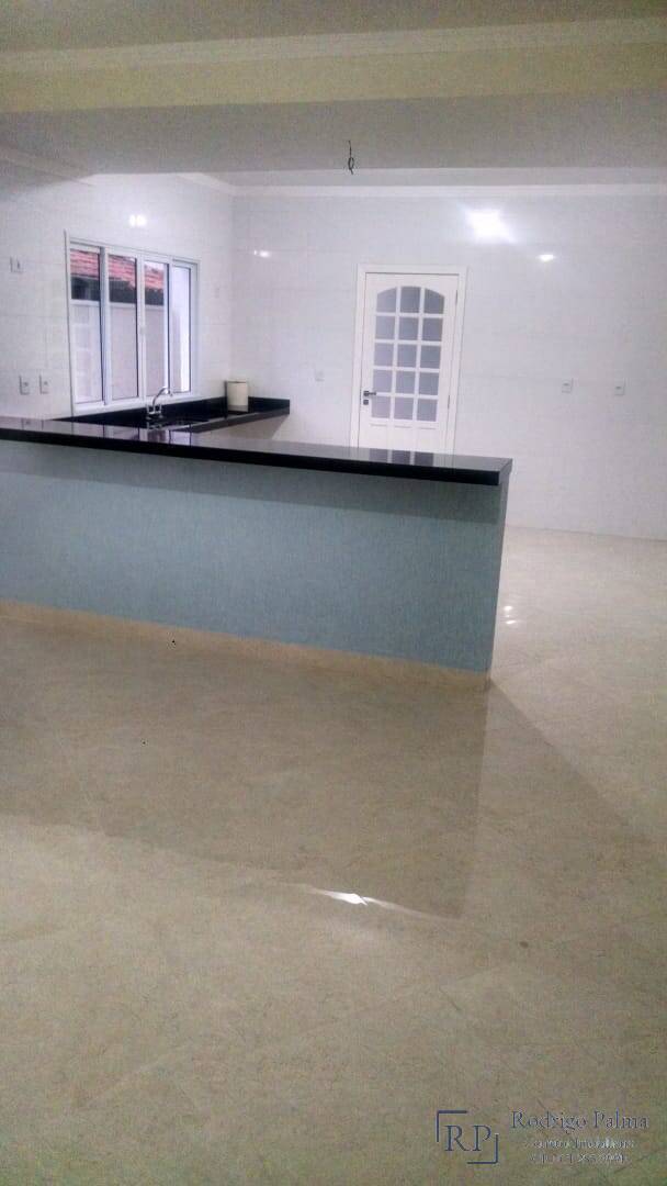 Sobrado à venda com 3 quartos, 216m² - Foto 11