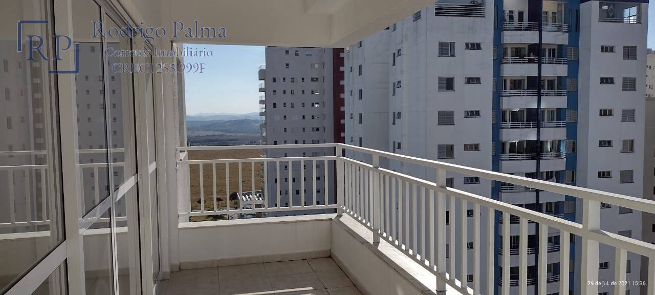 Apartamento à venda com 2 quartos, 70m² - Foto 2