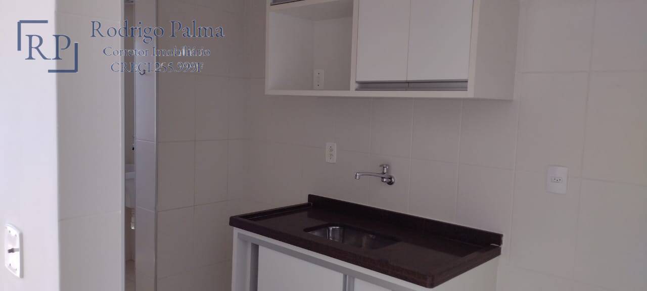 Apartamento à venda com 2 quartos, 70m² - Foto 13