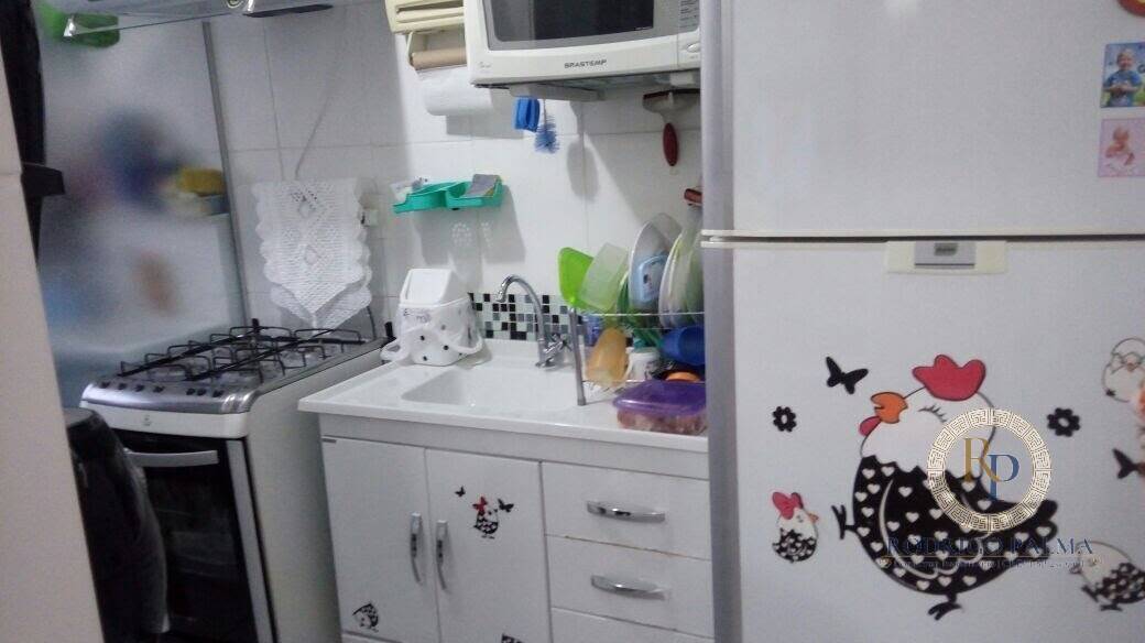 Apartamento à venda com 2 quartos, 45m² - Foto 3