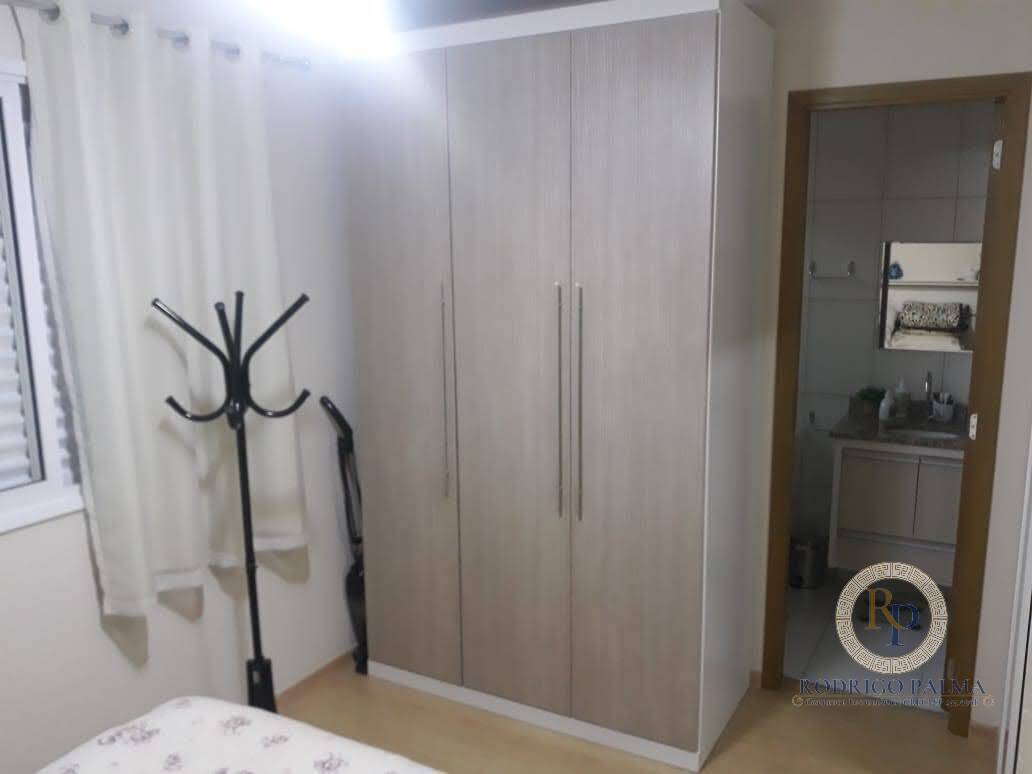 Apartamento à venda com 3 quartos, 73m² - Foto 10