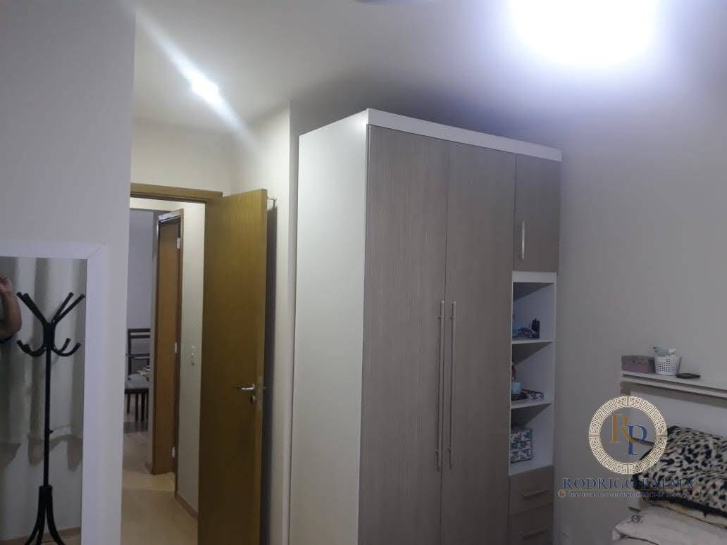 Apartamento à venda com 3 quartos, 73m² - Foto 12