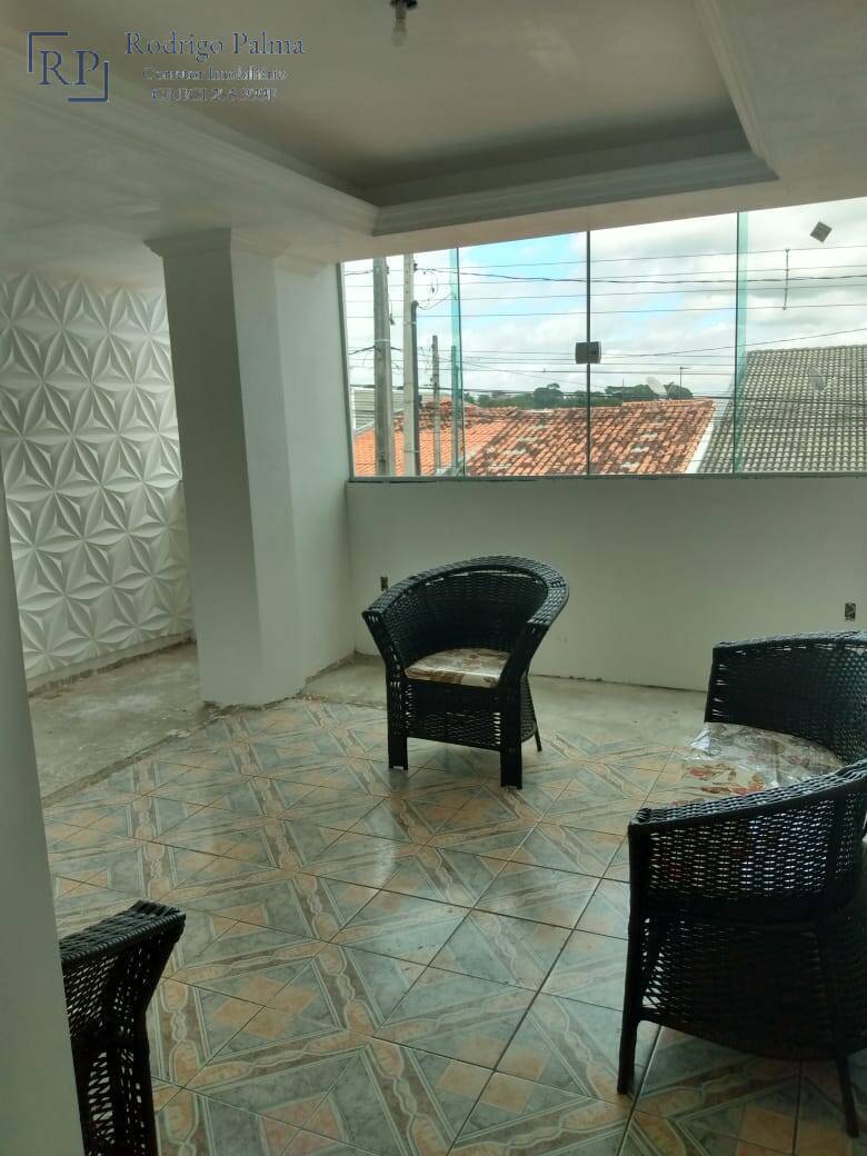 Sobrado à venda com 3 quartos, 206m² - Foto 1