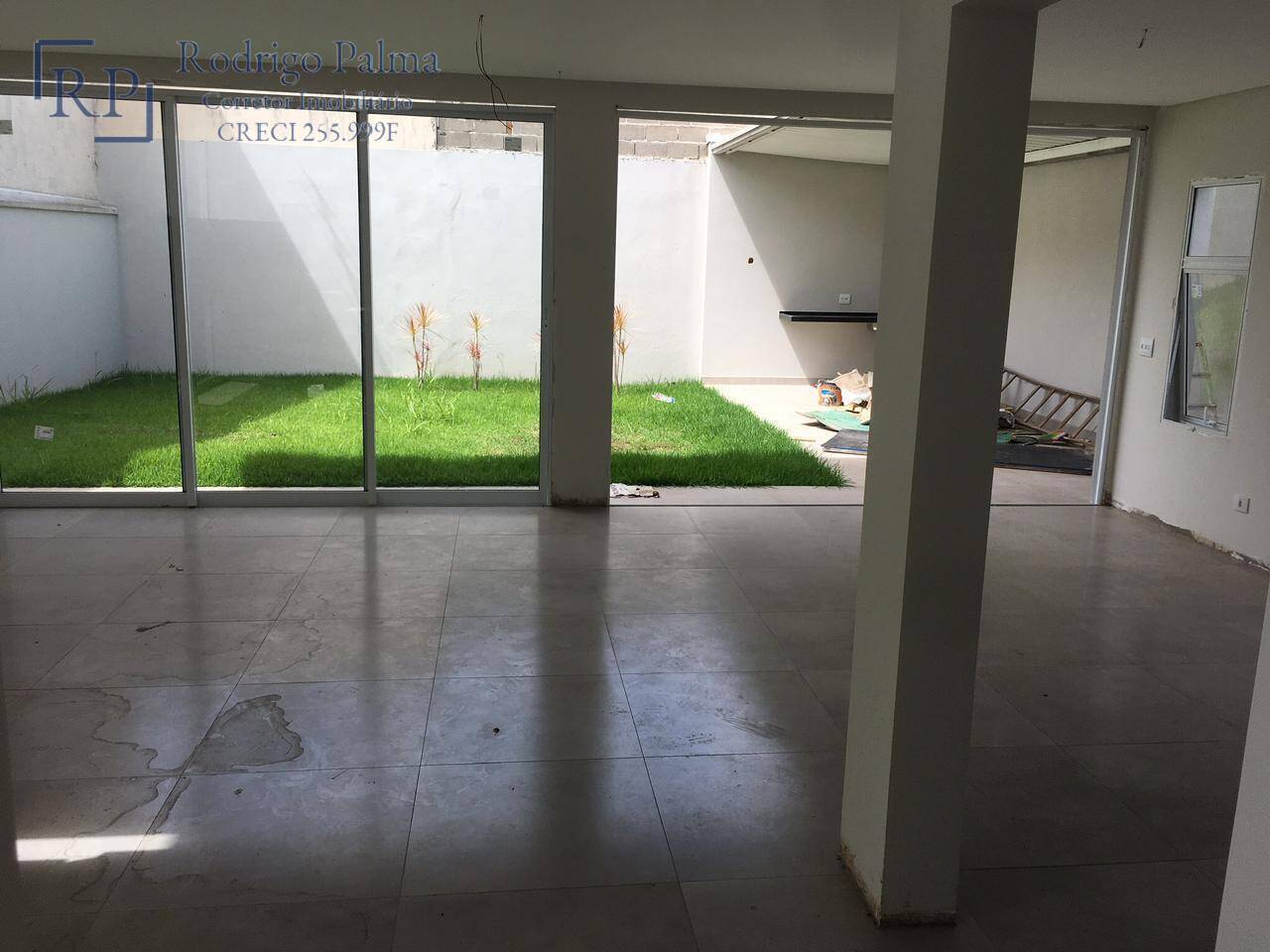 Casa à venda com 4 quartos, 252m² - Foto 6