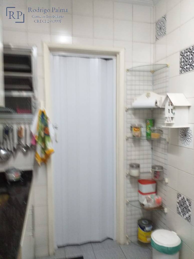 Apartamento à venda com 2 quartos, 75m² - Foto 19