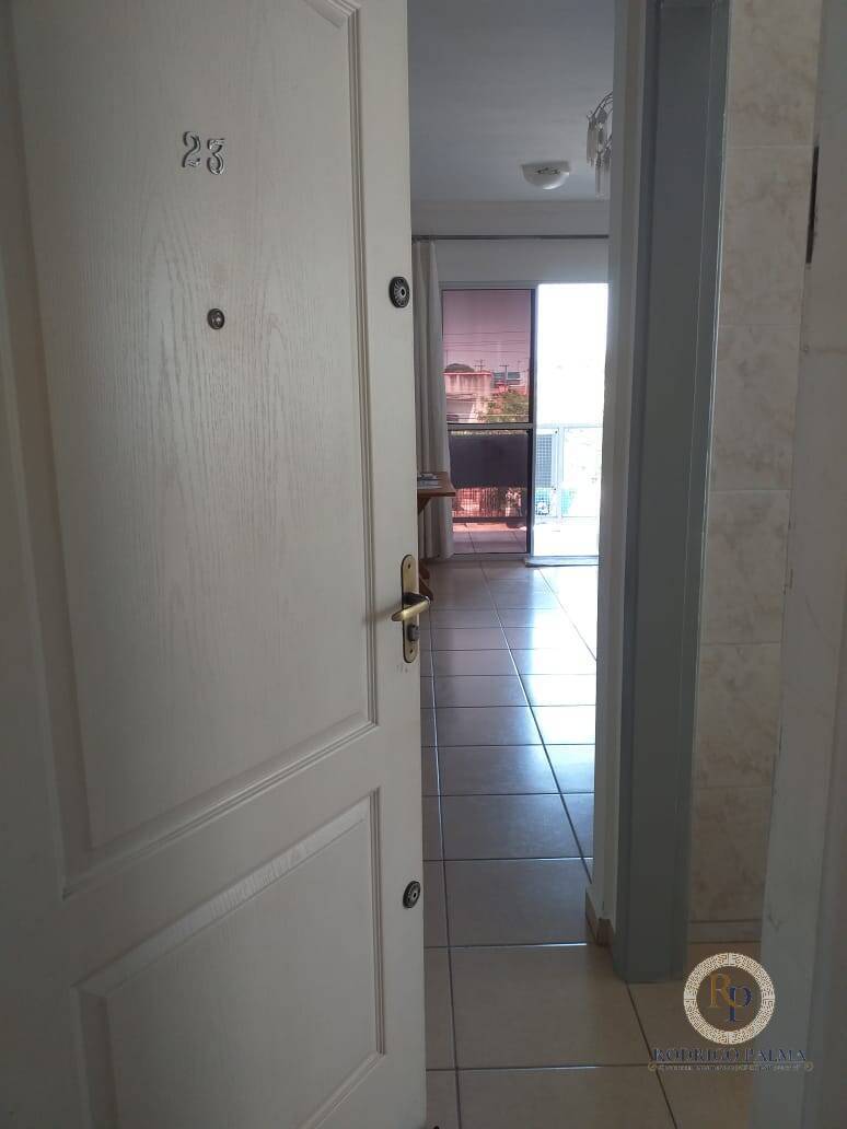 Apartamento à venda com 2 quartos, 68m² - Foto 2