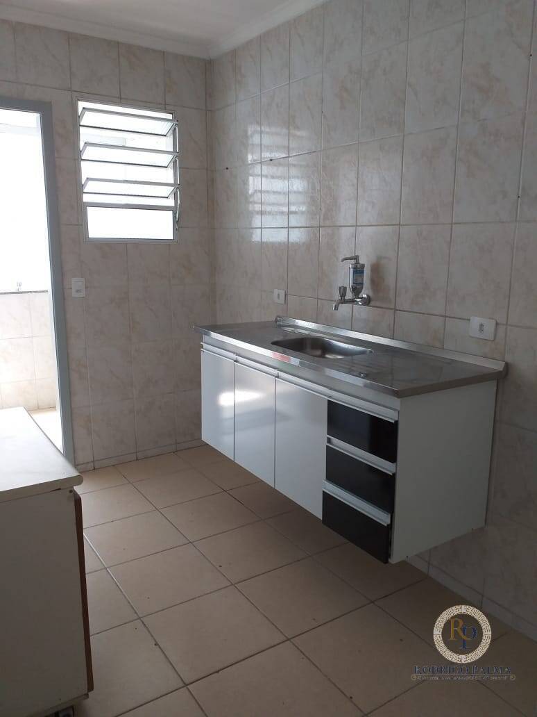 Apartamento à venda com 2 quartos, 68m² - Foto 3