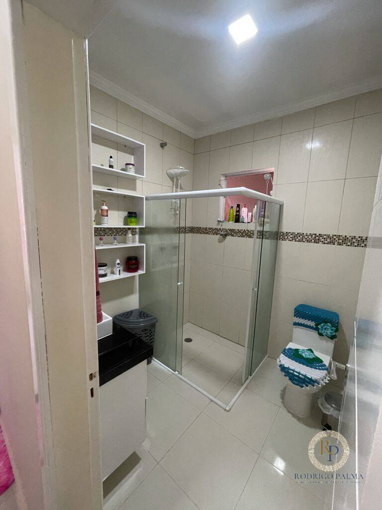 Casa à venda com 3 quartos, 240m² - Foto 15