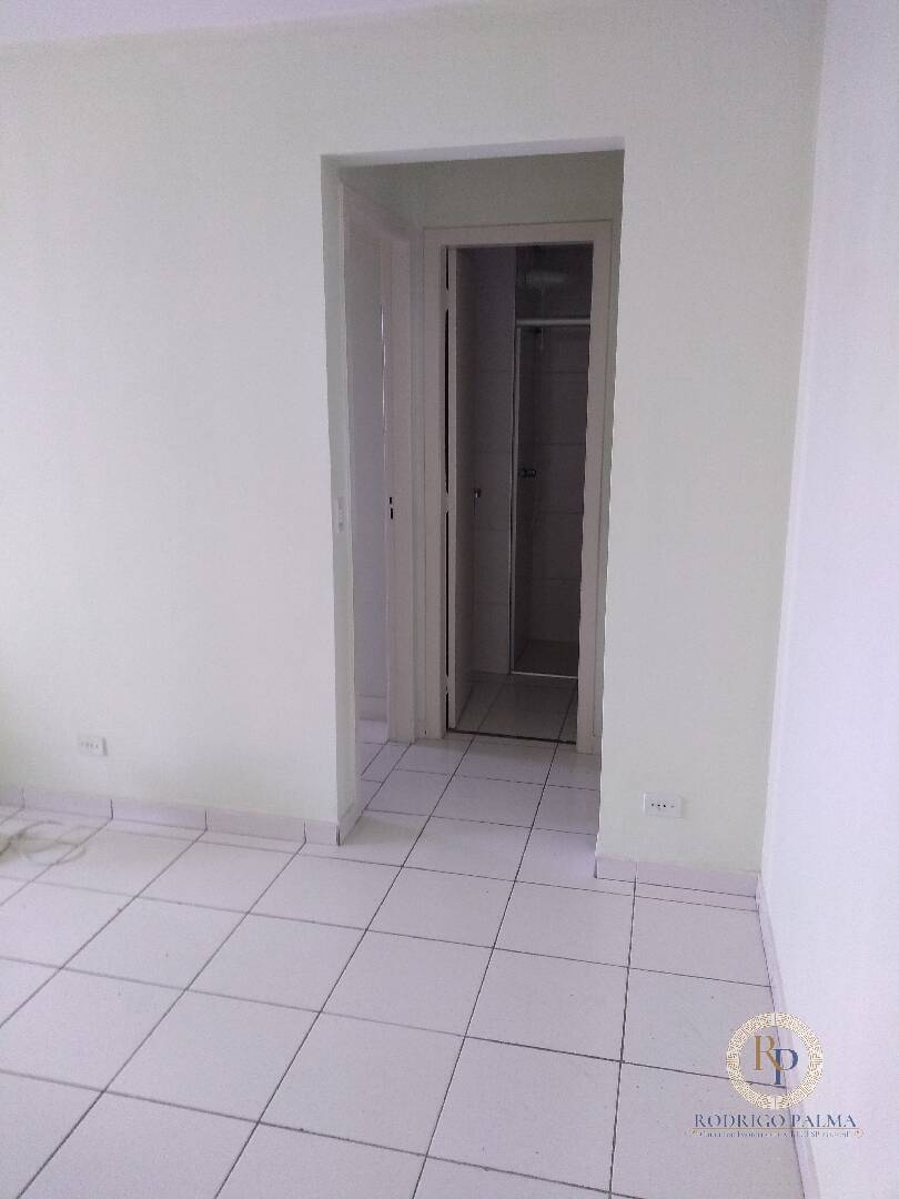 Apartamento à venda com 1 quarto, 45m² - Foto 7