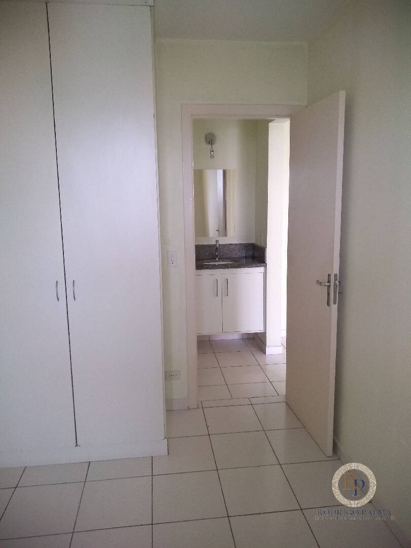 Apartamento à venda com 1 quarto, 45m² - Foto 16