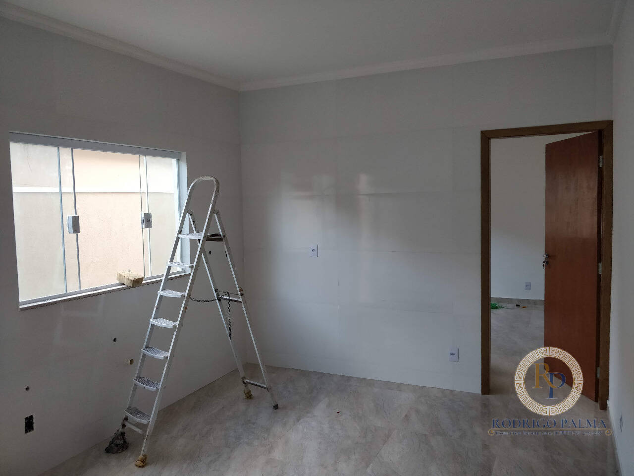 Sobrado à venda com 4 quartos, 180m² - Foto 4