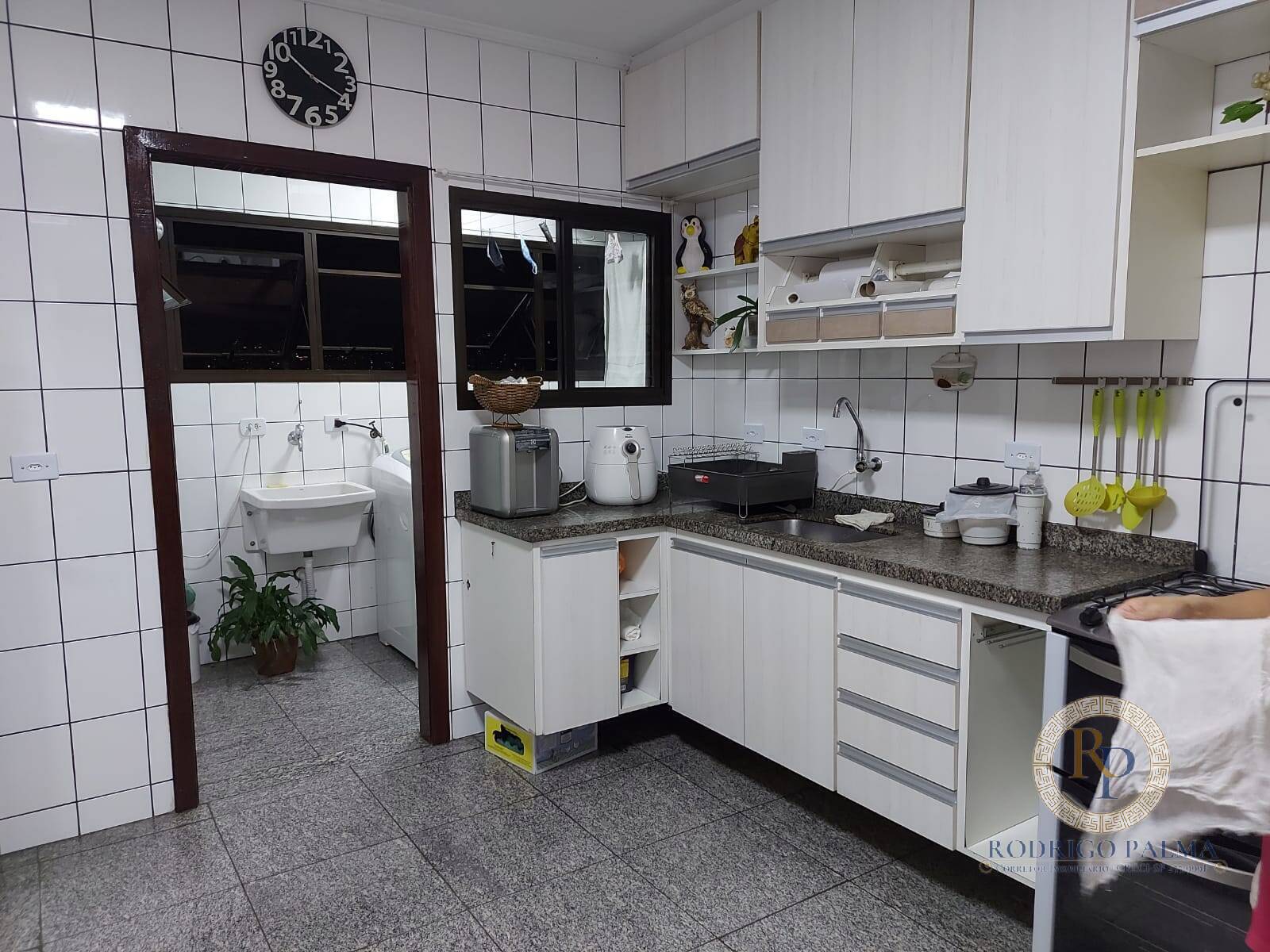 Apartamento à venda com 3 quartos, 104m² - Foto 14