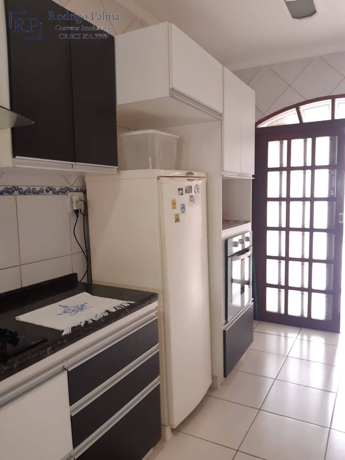 Casa à venda com 2 quartos, 96m² - Foto 14