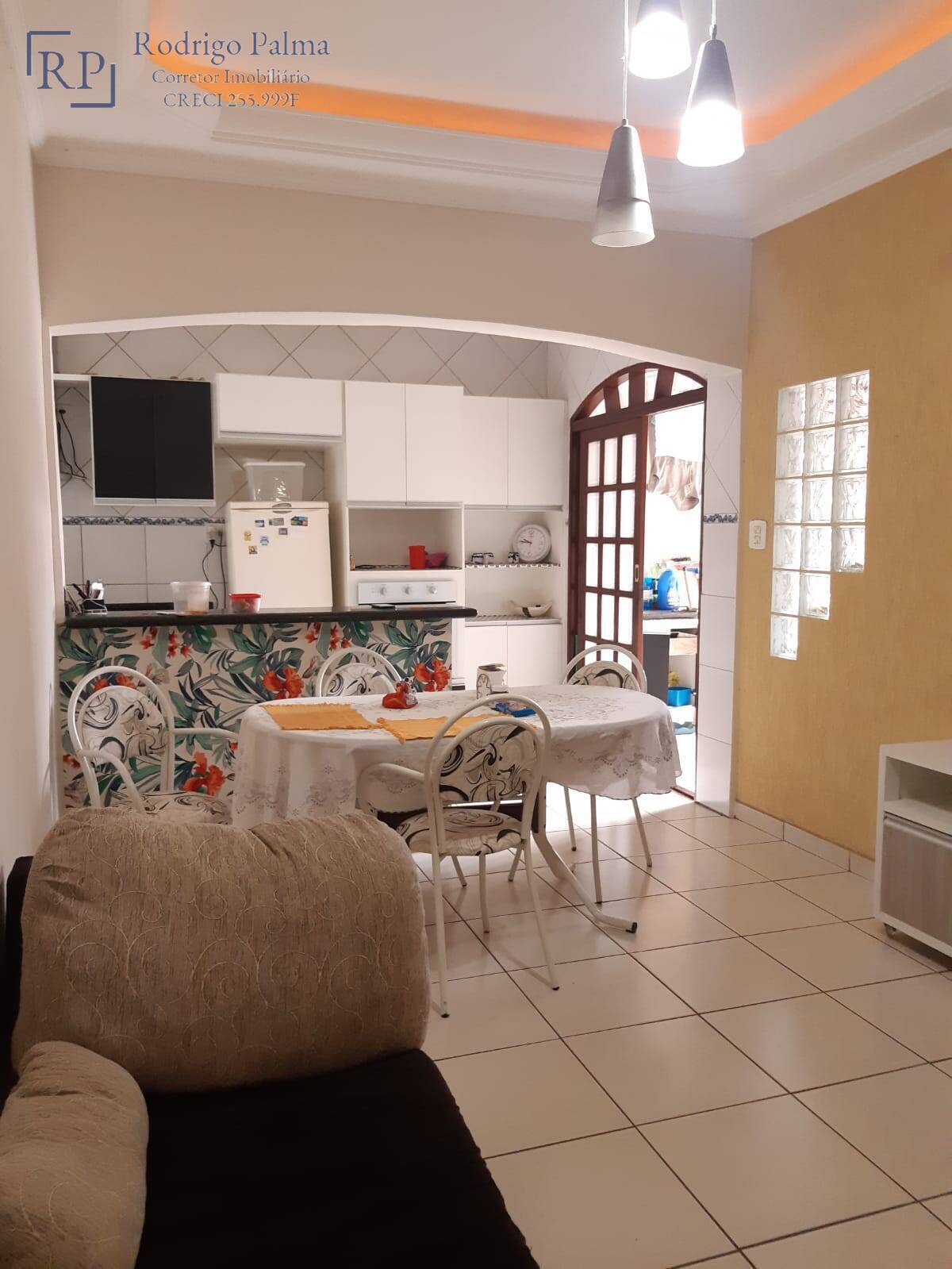 Casa à venda com 2 quartos, 96m² - Foto 8