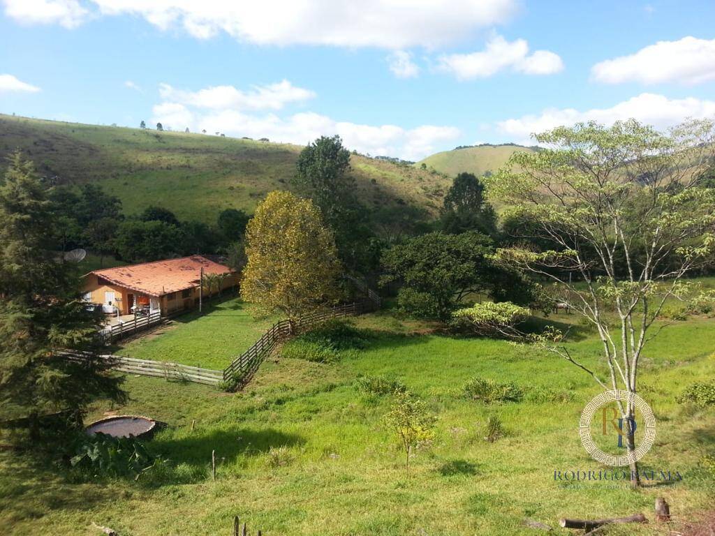 Fazenda à venda com 5 quartos, 6m² - Foto 37