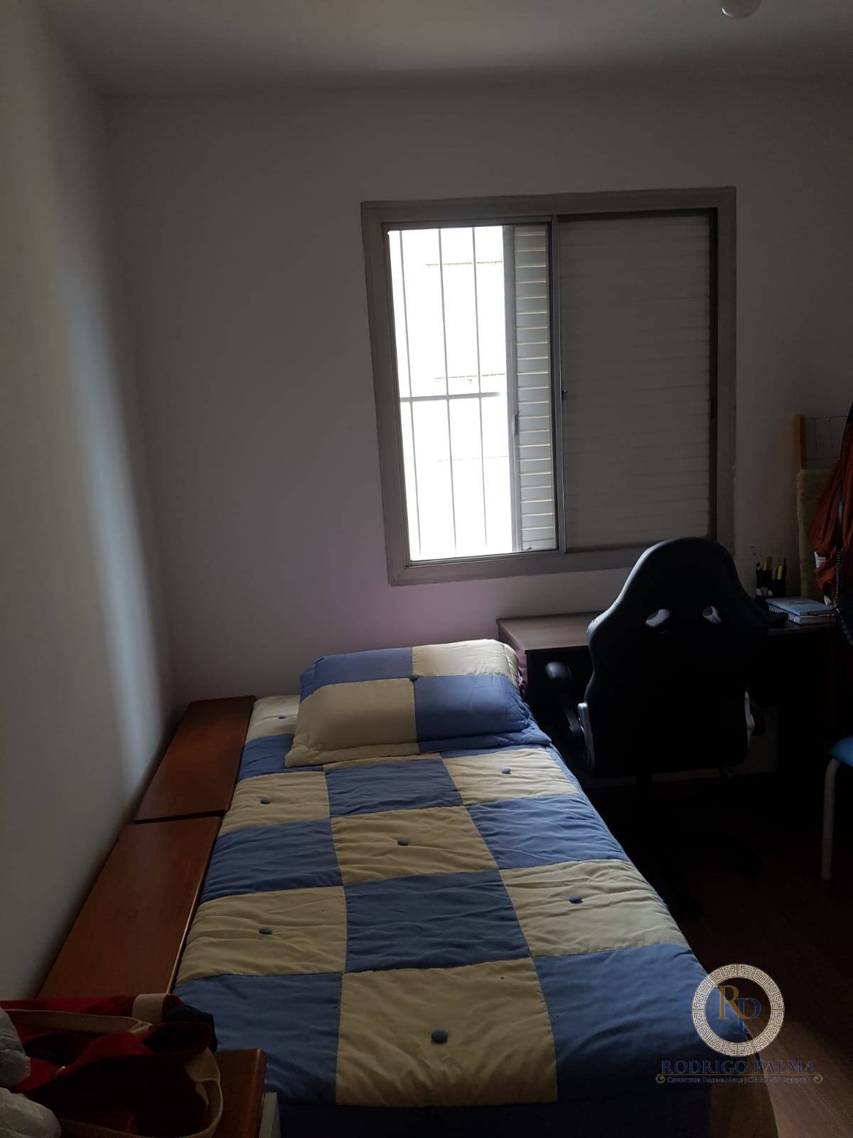 Apartamento à venda com 2 quartos, 64m² - Foto 2