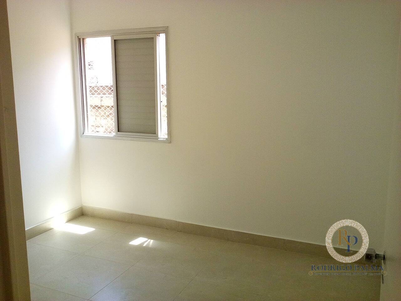 Apartamento à venda com 2 quartos, 61m² - Foto 11