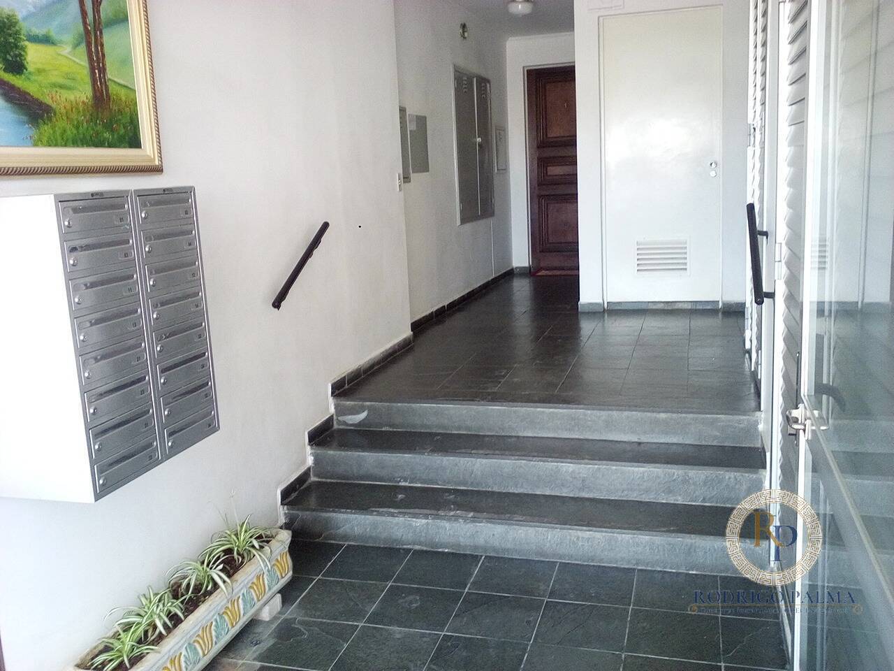 Apartamento à venda com 2 quartos, 61m² - Foto 12