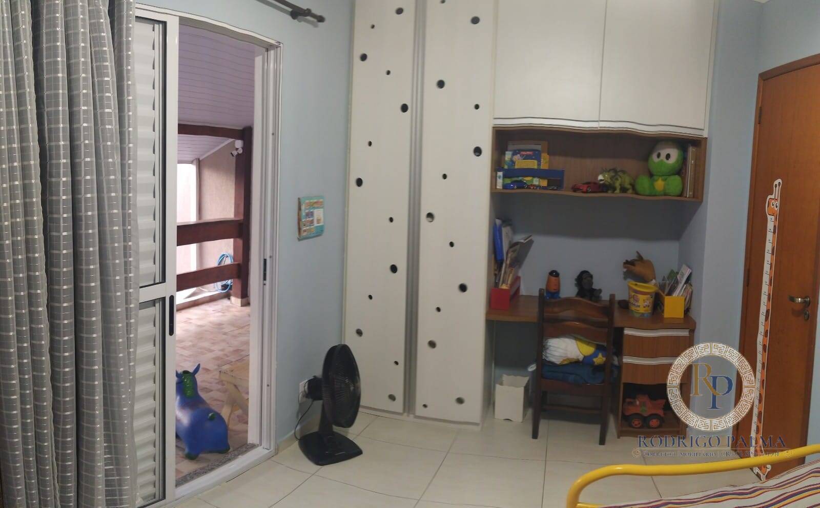 Casa à venda com 3 quartos, 200m² - Foto 8