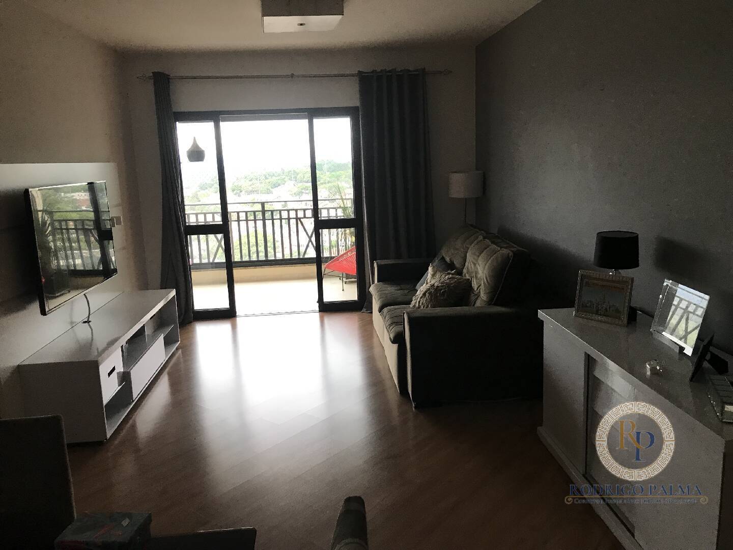 Apartamento à venda com 4 quartos, 157m² - Foto 2