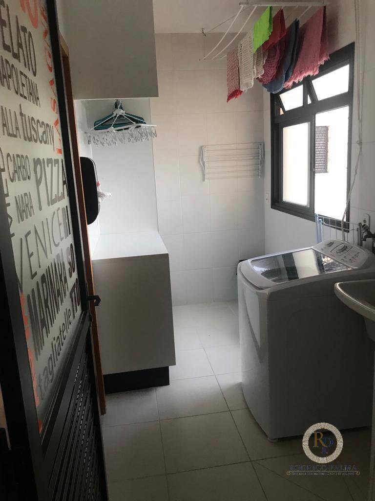 Apartamento à venda com 4 quartos, 157m² - Foto 8