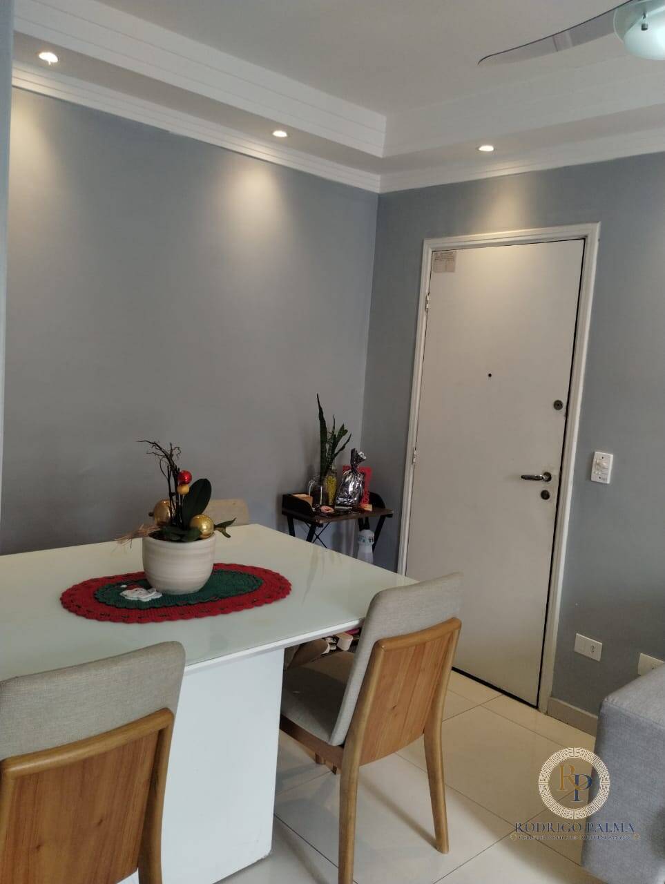 Apartamento à venda com 2 quartos, 67m² - Foto 6