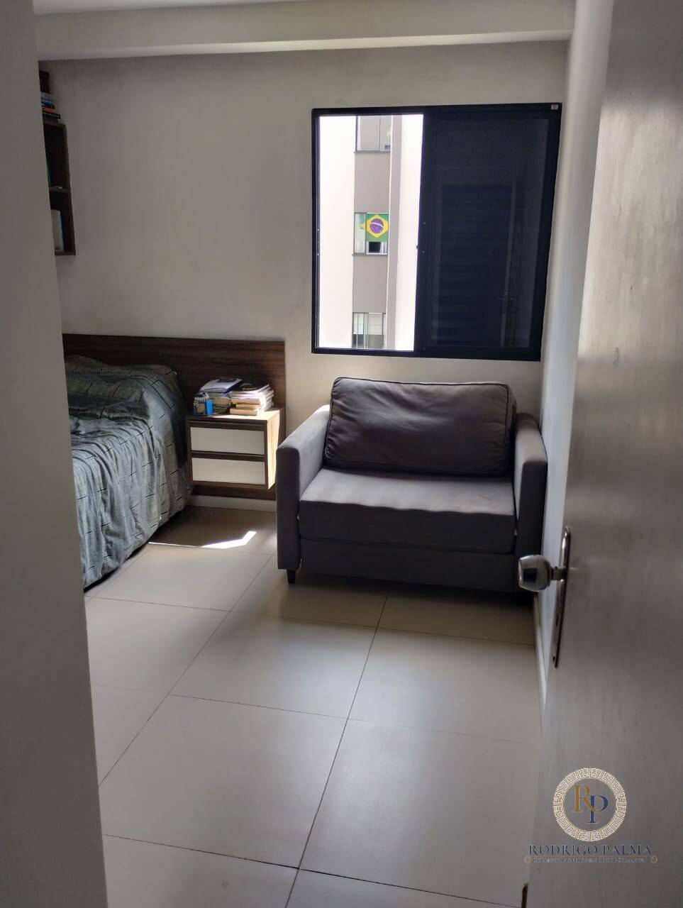 Apartamento à venda com 2 quartos, 67m² - Foto 13