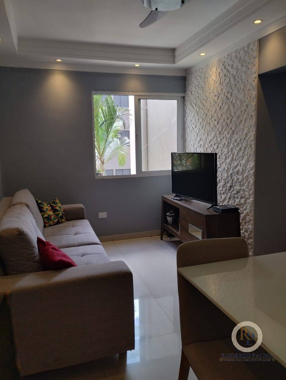 Apartamento à venda com 2 quartos, 67m² - Foto 1