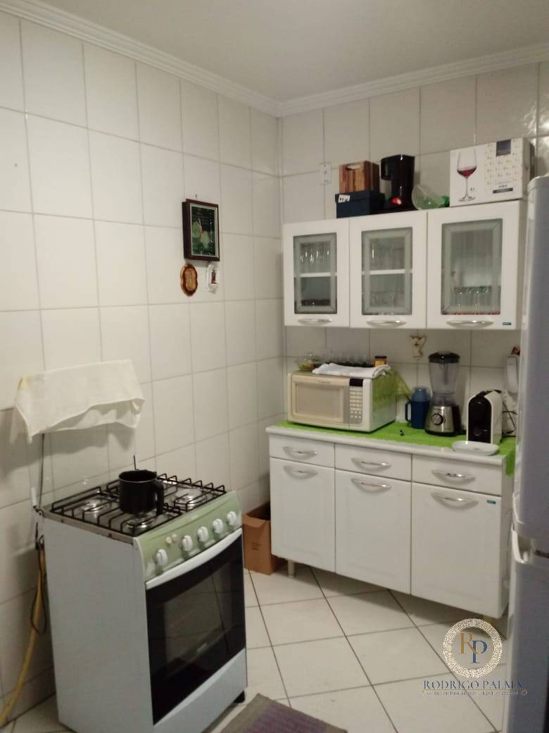 Casa à venda com 2 quartos, 49m² - Foto 6