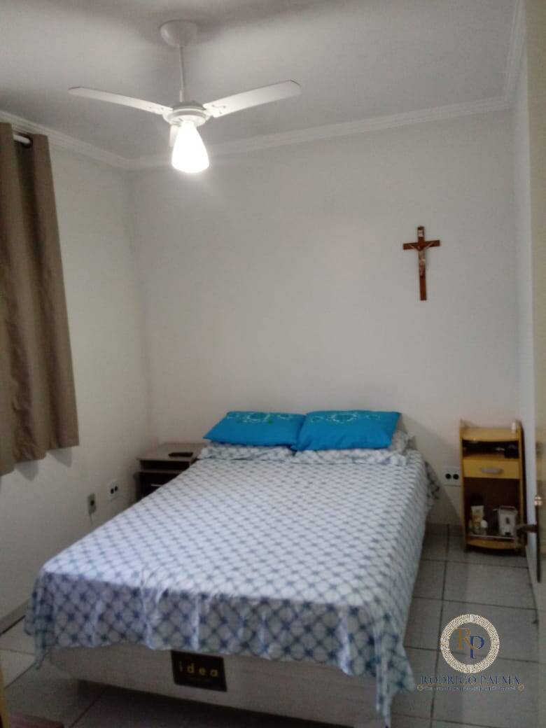 Casa à venda com 2 quartos, 49m² - Foto 4