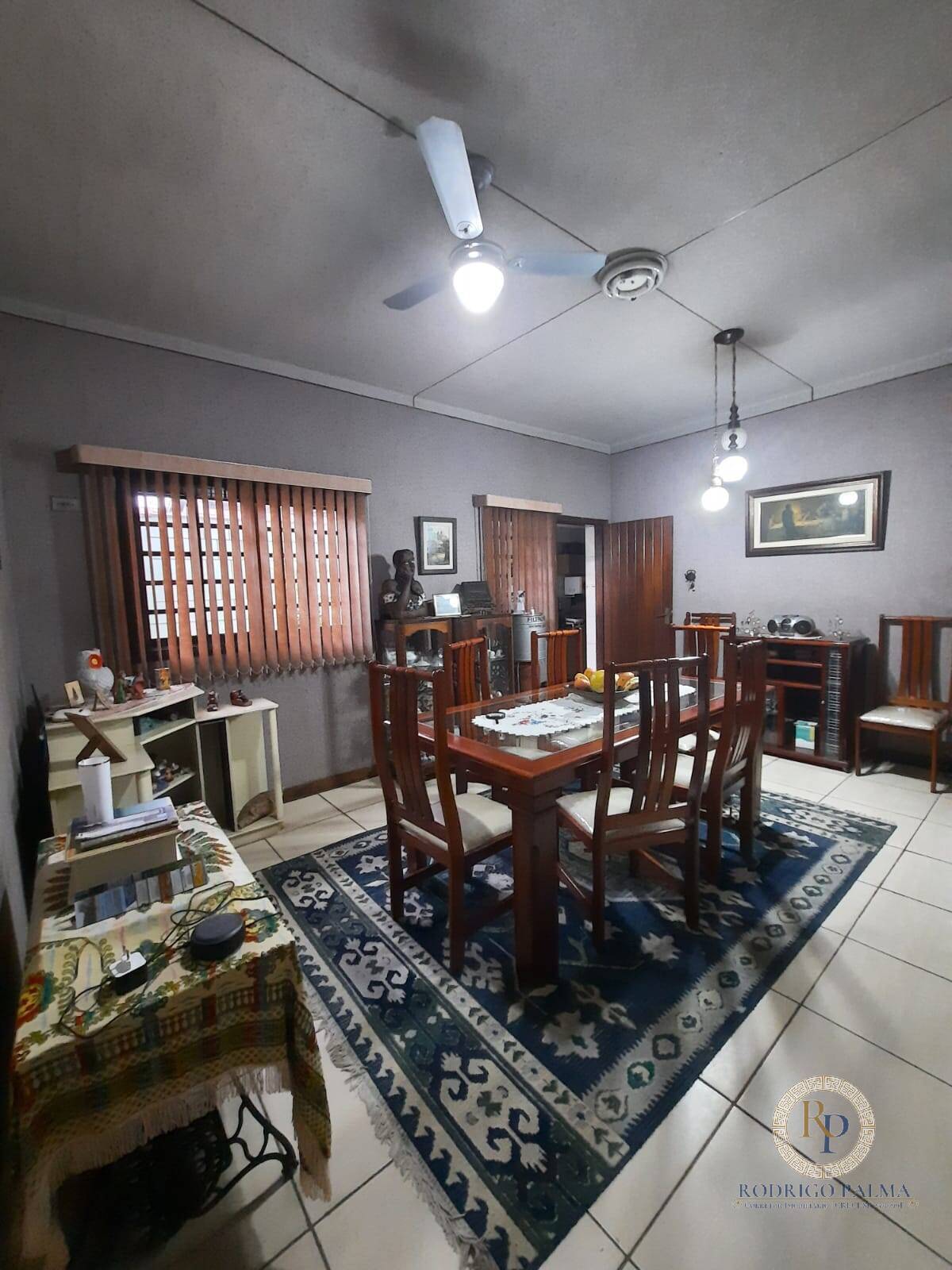 Casa à venda com 4 quartos, 184m² - Foto 18