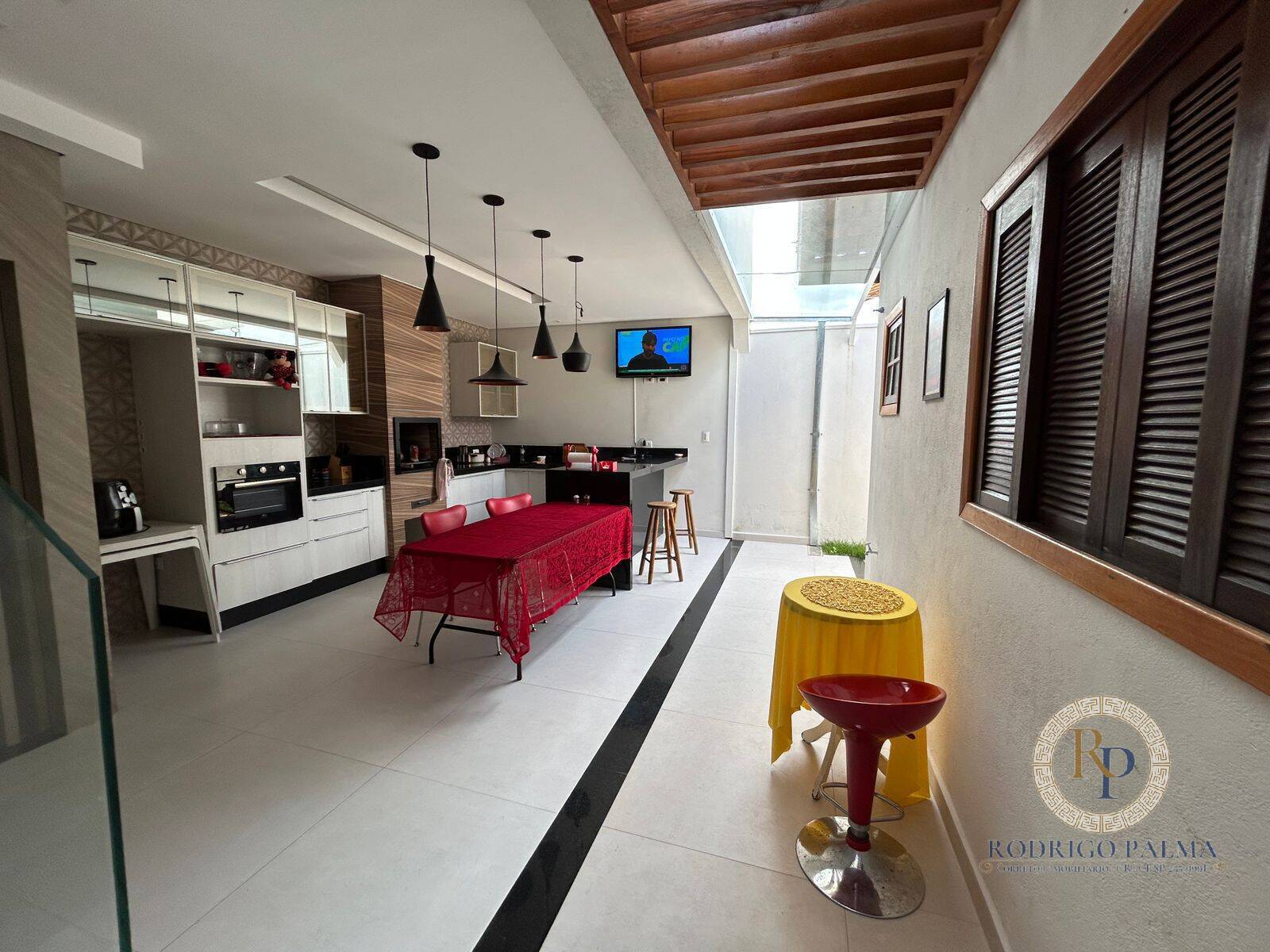 Casa à venda com 3 quartos, 190m² - Foto 14