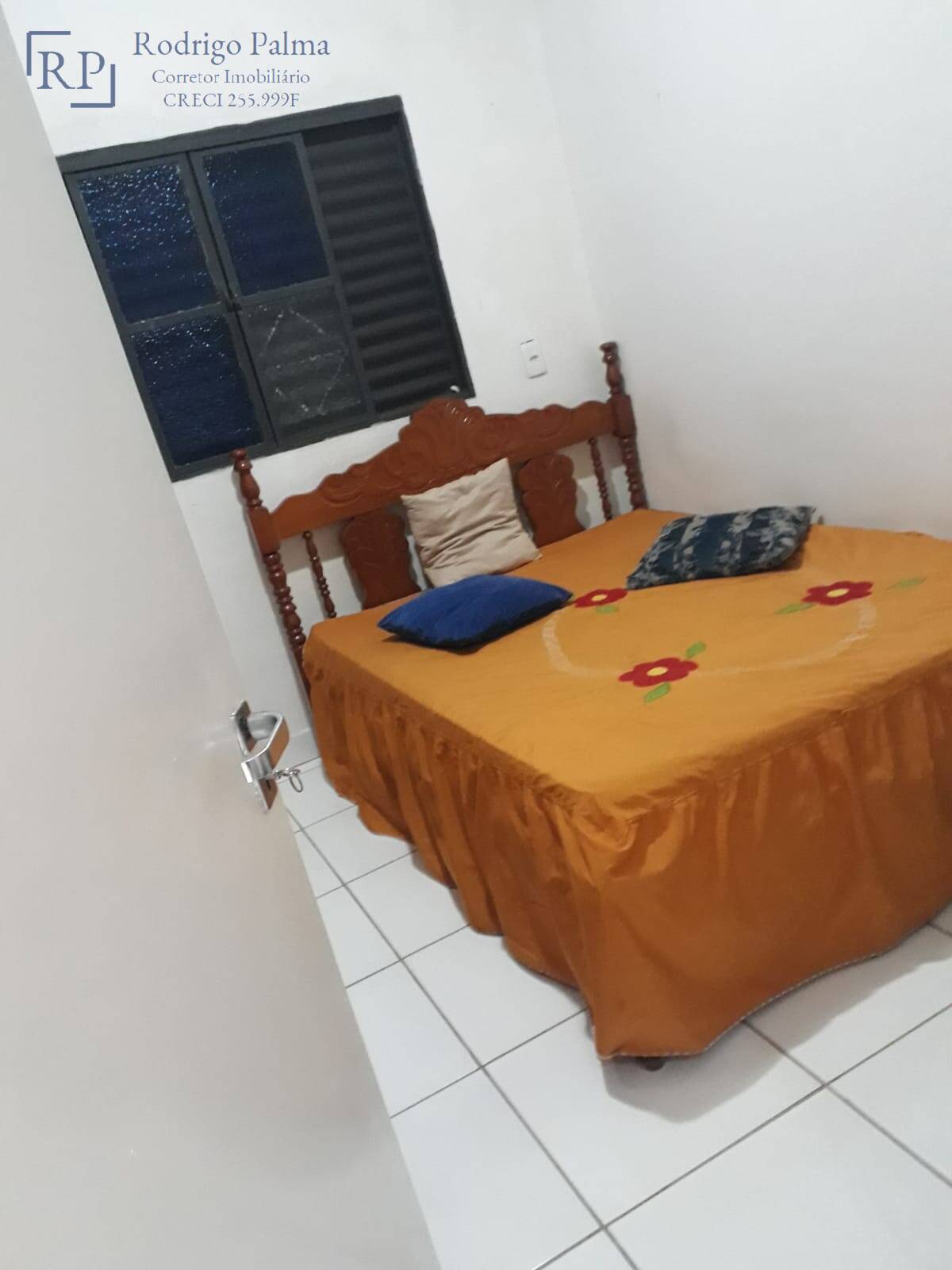 Casa à venda com 3 quartos, 75m² - Foto 9