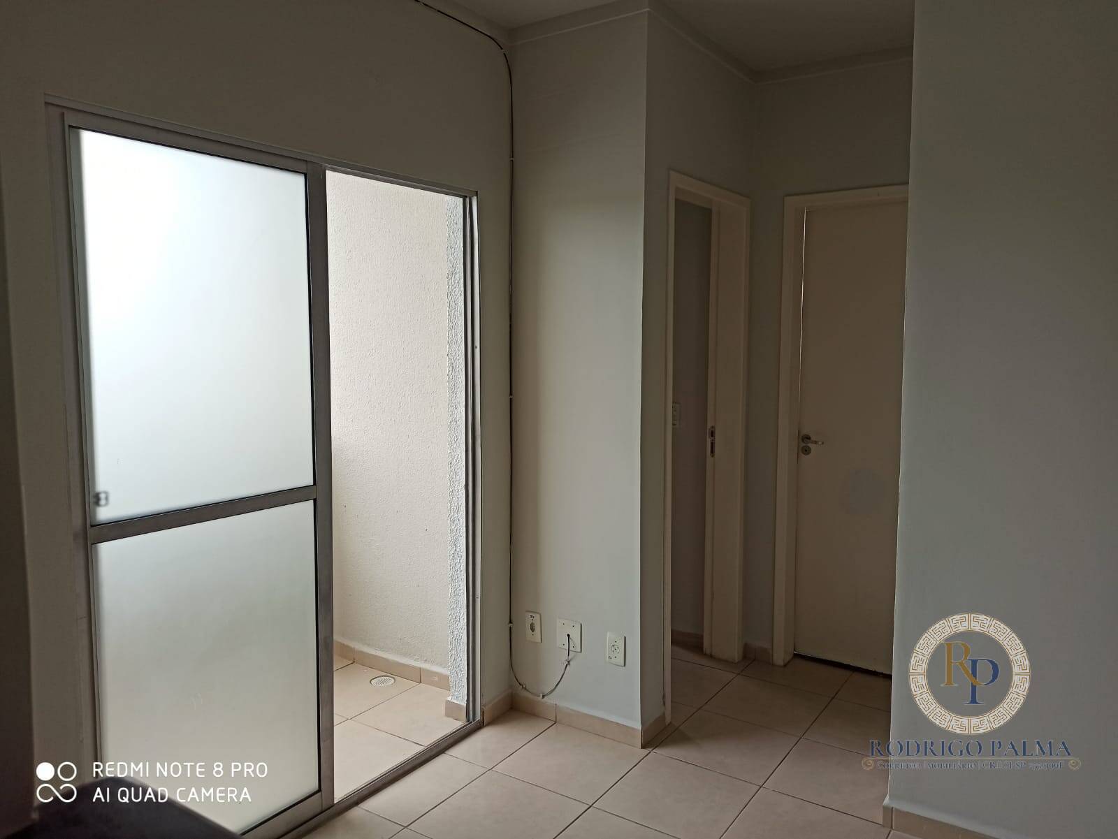 Apartamento à venda com 2 quartos, 45m² - Foto 3