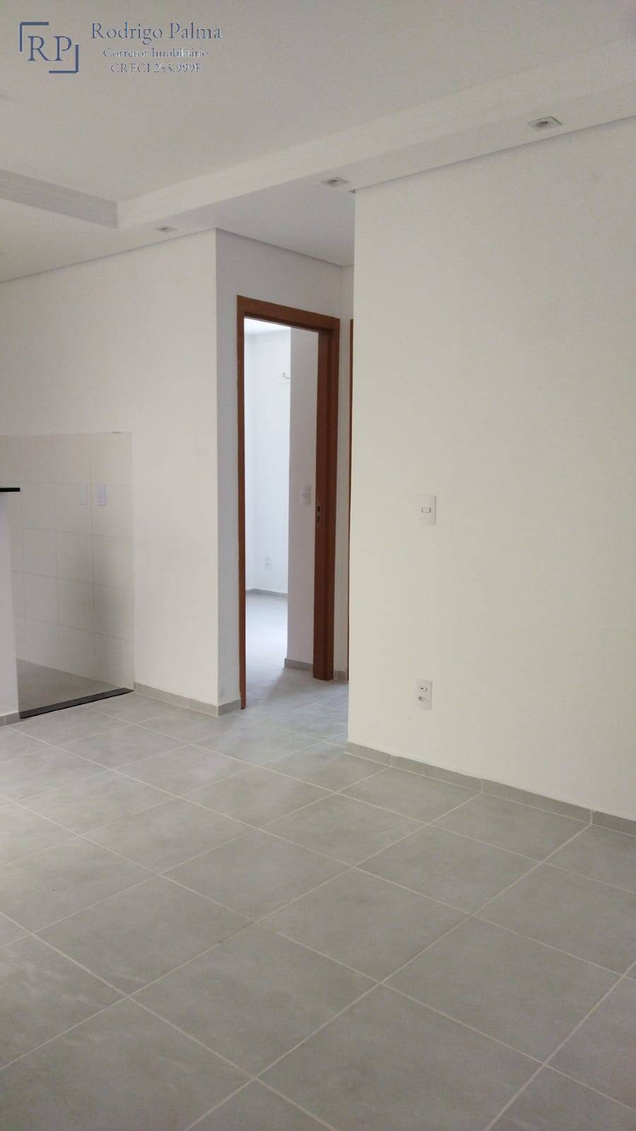 Apartamento à venda com 2 quartos, 40m² - Foto 4