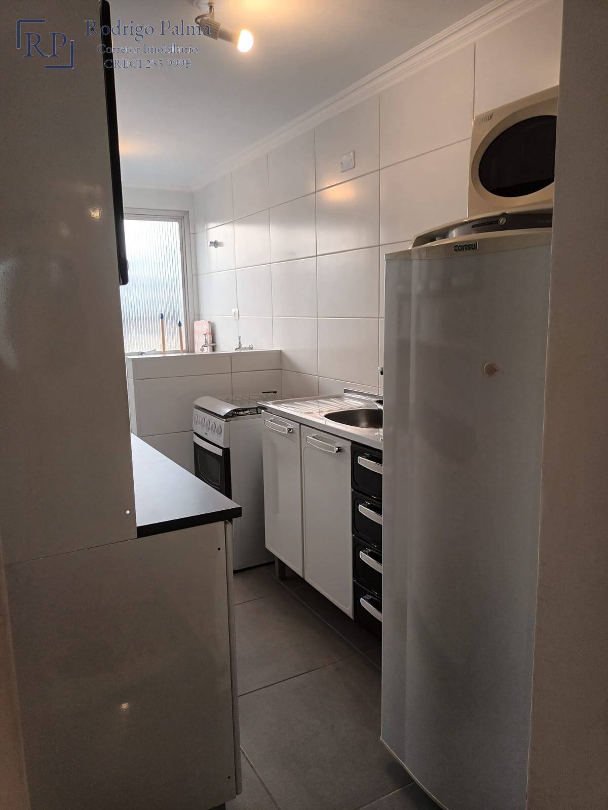 Apartamento para alugar com 1 quarto, 50m² - Foto 11