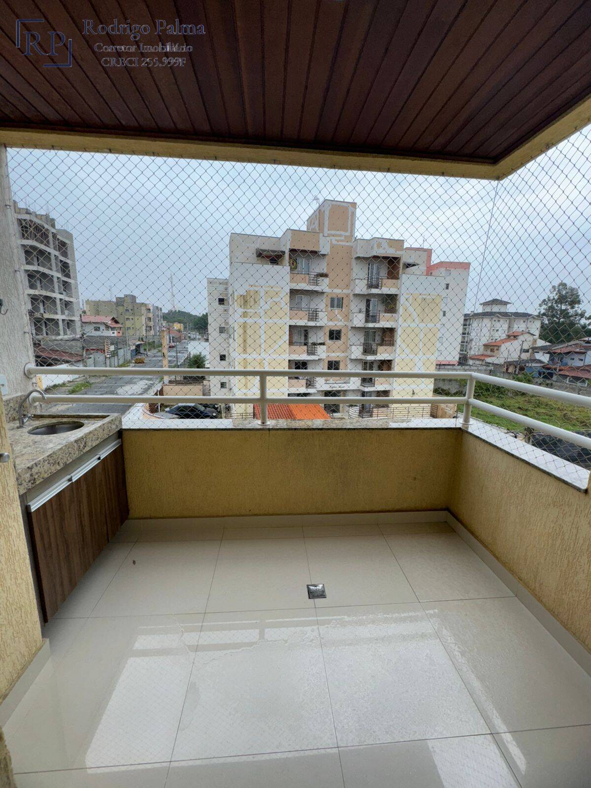 Apartamento à venda com 2 quartos, 68m² - Foto 1