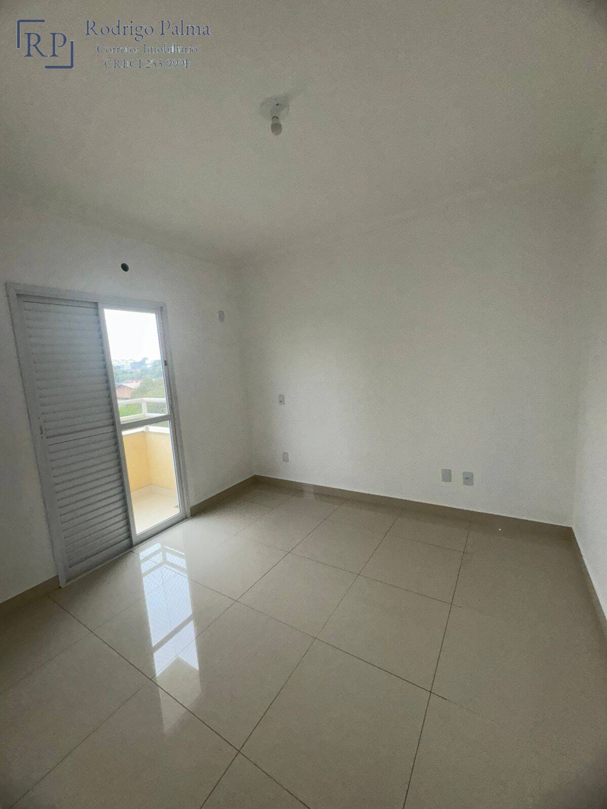 Apartamento à venda com 2 quartos, 68m² - Foto 11