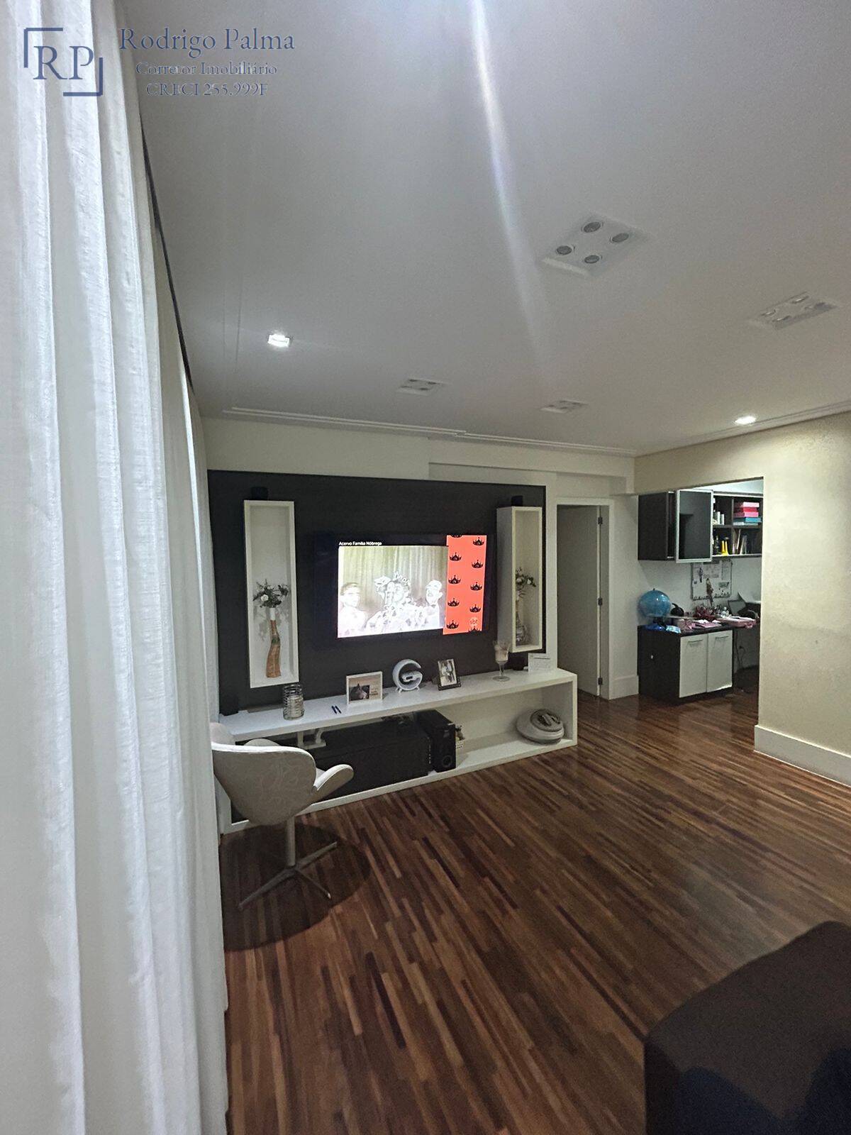 Apartamento para alugar com 3 quartos, 156m² - Foto 4