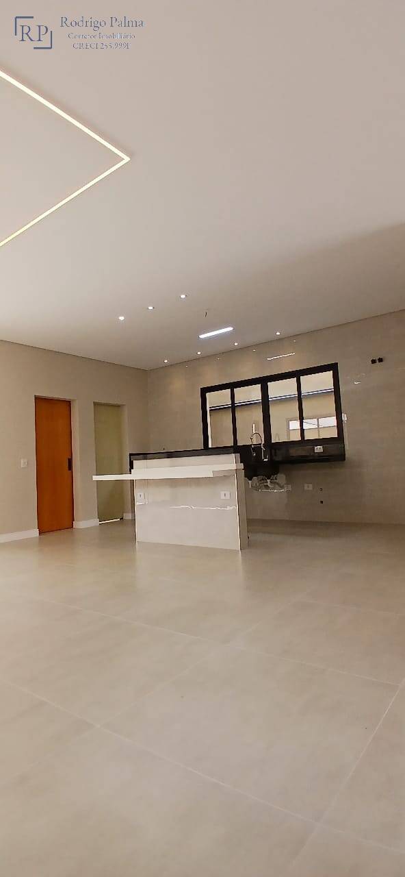 Casa de Condomínio à venda com 4 quartos, 252m² - Foto 6