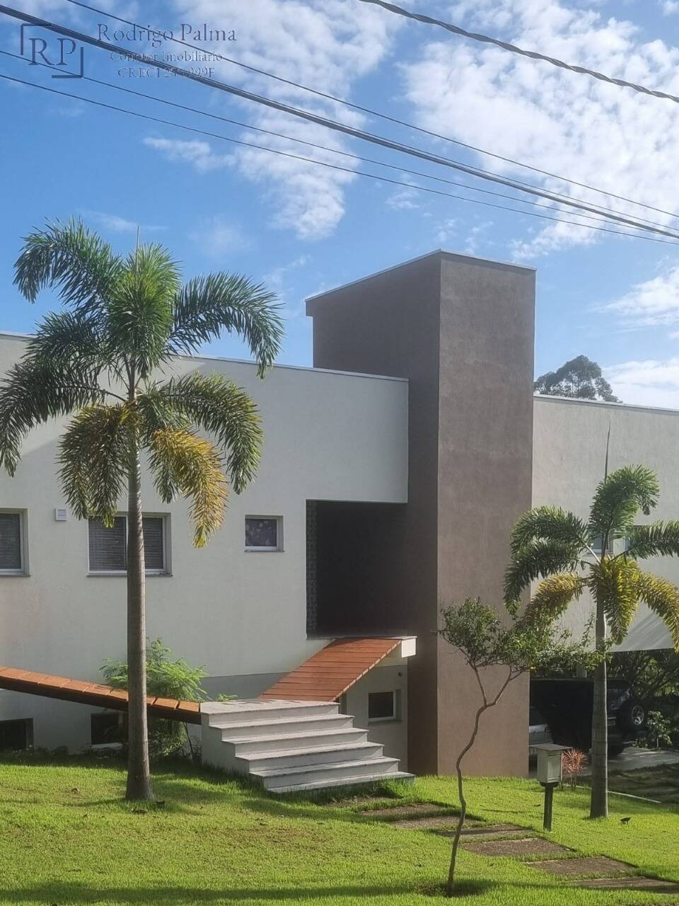 Casa de Condomínio à venda com 4 quartos, 508m² - Foto 1