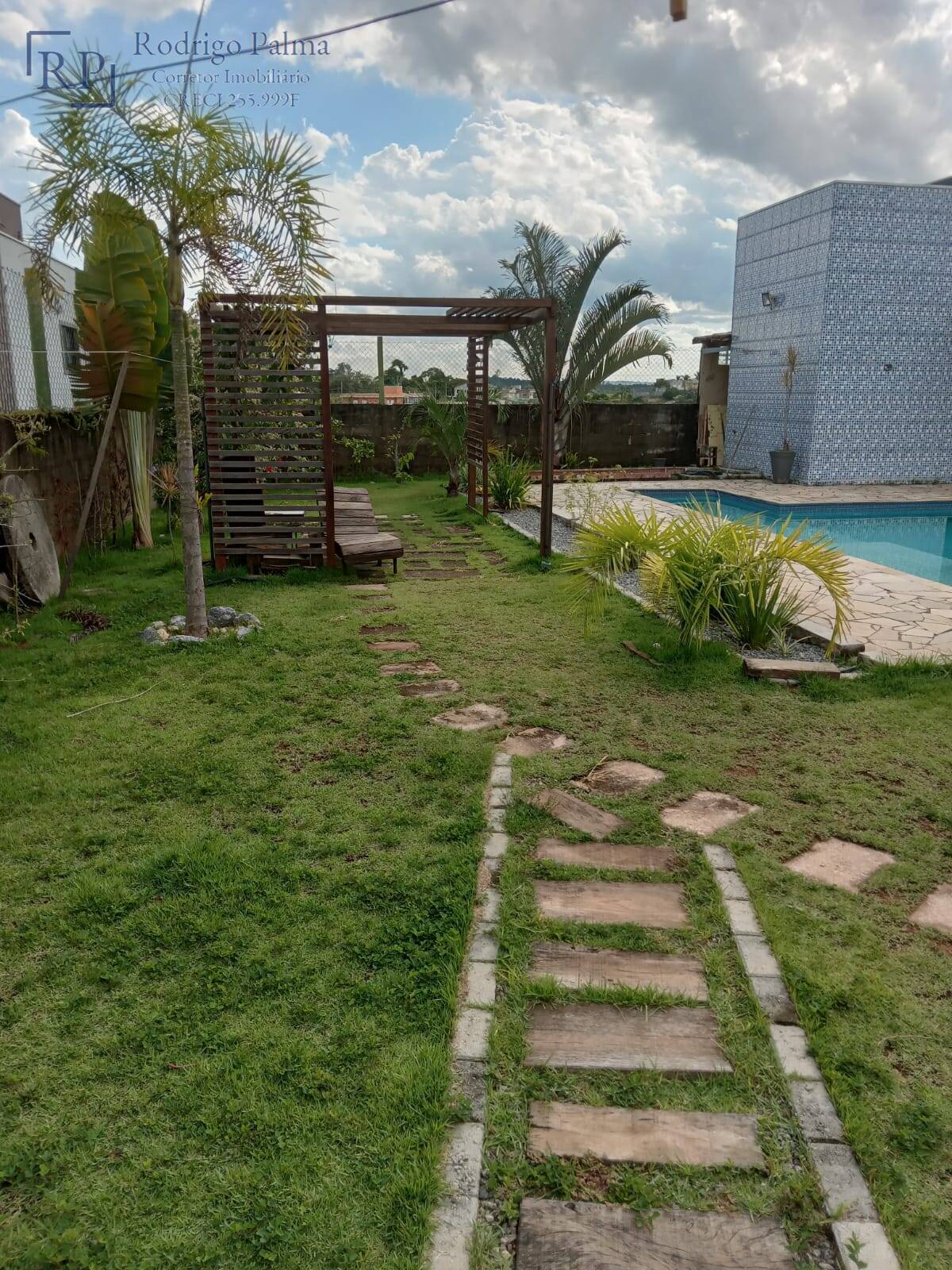 Casa de Condomínio à venda com 4 quartos, 338m² - Foto 10